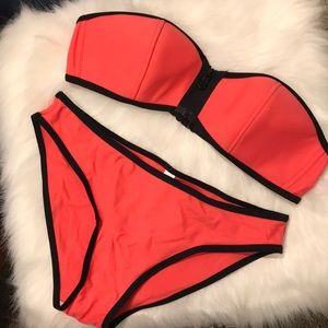 Bikini top & bottom